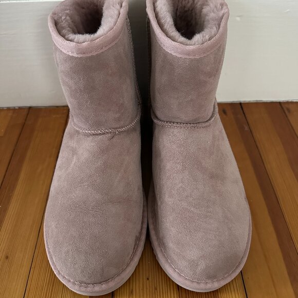 Fireside Shoes - Real Shearling Australian Pink Mauve Boots, New, Size 9